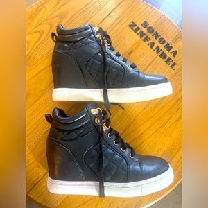 Black platform tennis shoes- size 8